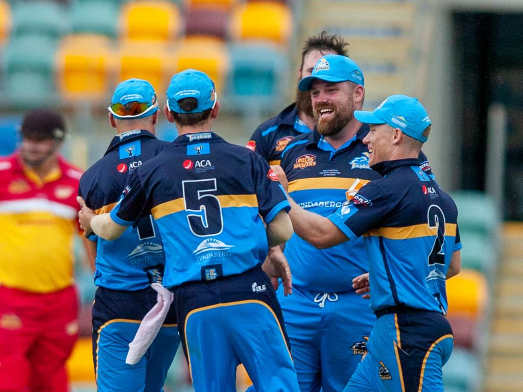 The Gold Coast Thunder in action at the Bulls Masters Country Challenge Twenty20 cricket final at the Gabba on Sunday, January 19. Picture: Bob Jones