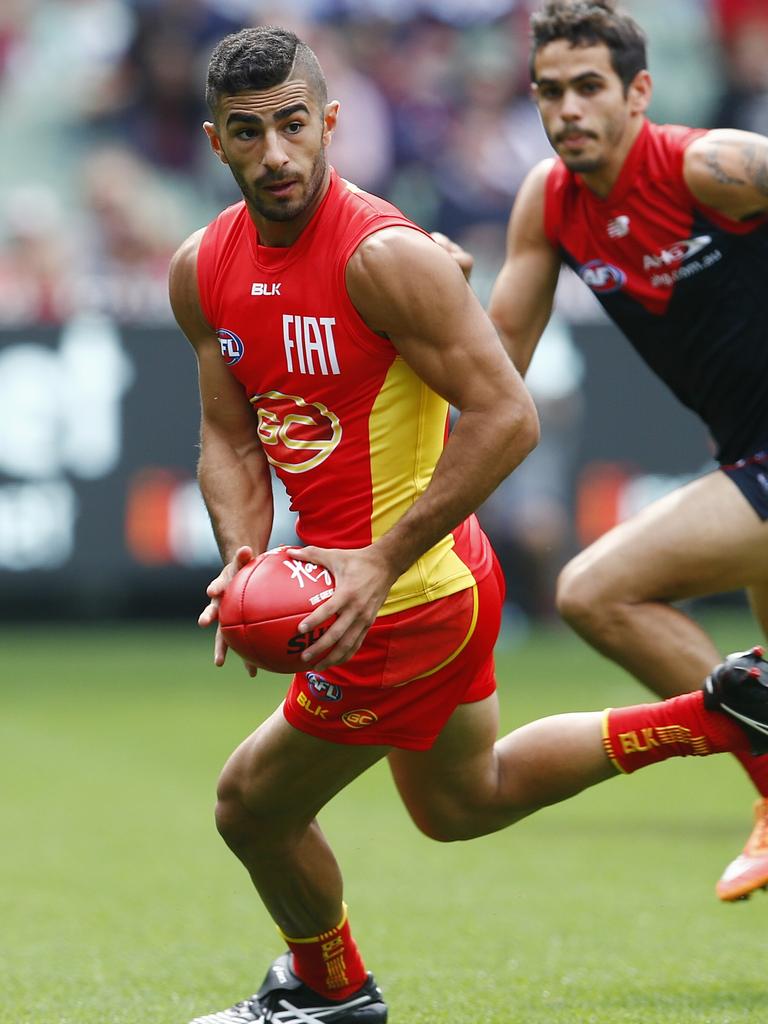 Saad playing his first game for the Suns in 2015.