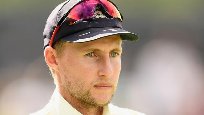 Joe Root doesn’t look close to solving the Steve Smith dilemma.