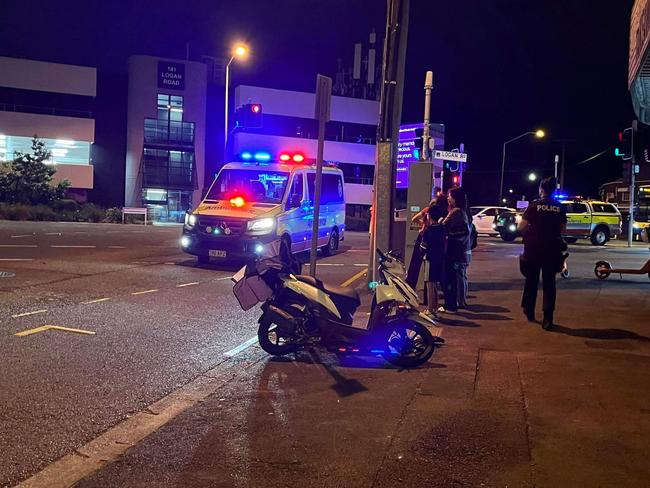 A car collided with a food delivery scooter Friday night. Photo: Brisbane Incident Alerts