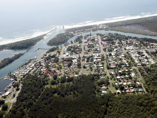 Aerial photos of northern NSW. Pacific highway Brunswick Heads