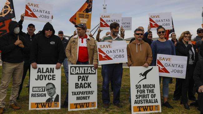 Qantas workers protesting the outsourcing of ground-handling jobs at Parliament House in Canberra. Picture: Sean Davey