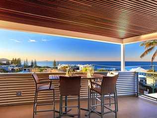 Huge luxury Coast home going to auction