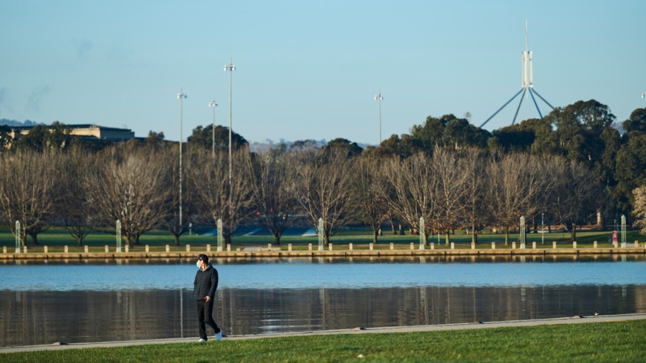 'Pretty wide frustration' in Canberra as lockdown continues with no end in sight