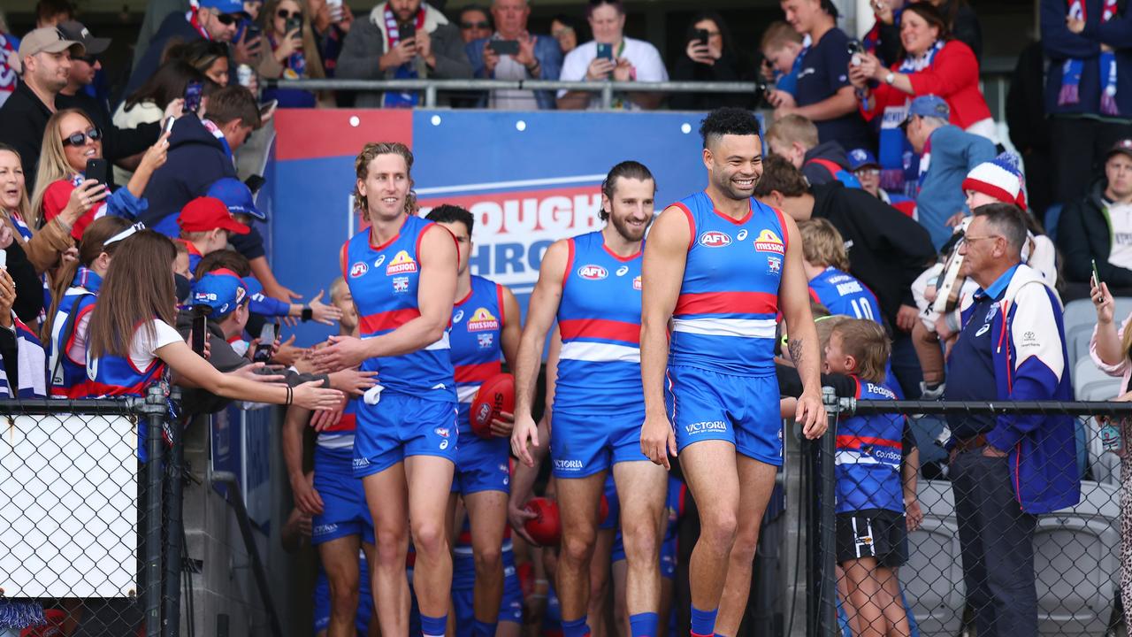 AFL makes call on limited Ballarat capacity for Dogs v Crows clash
