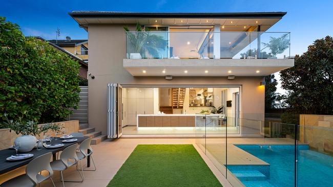 20 Awaba St, Mosman. HIGH RES. NSW Real Estate.