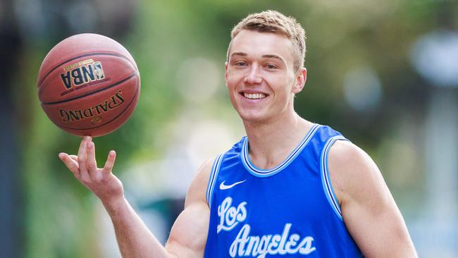 Carlton midfielder Patrick Cripps with Geelong Forward Tom Hawkins at Fox Sports in South Melbourne. Aaron Francis Photography / Fox Sports