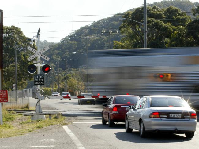 The Rawson Rd rail crossing. Picture: Troy Bendeich