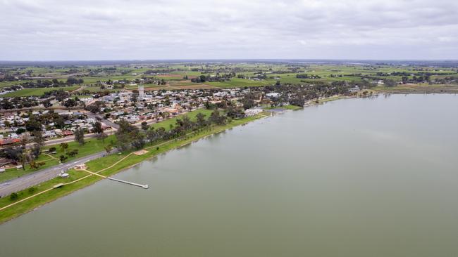 Lake Bonney Jetty. Picture: Riverland Commercial Photography