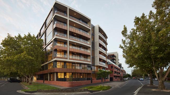 State government urged to push for high-density housing in Melbourne ...