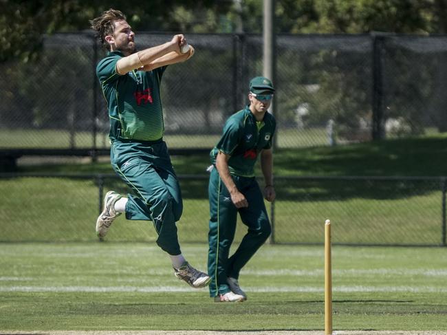 Caulfield spinner Jacob Thorne. Picture: Valeriu Campan