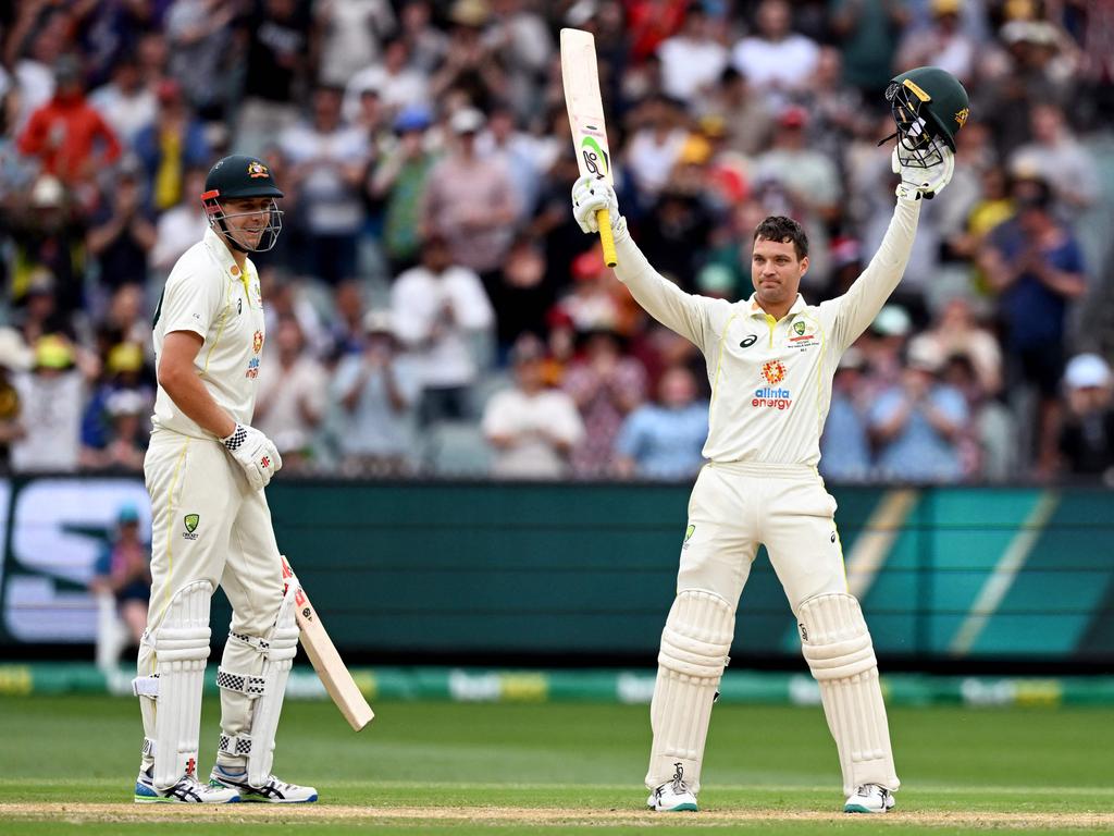 Alex Carey brings up his maiden Test ton.