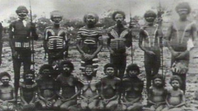 Woolnah (Djerimanga) Aborigines of the Northern Territory, painted, ready for war. Source: William C.J. Tracey Collection/Northern Territory Library