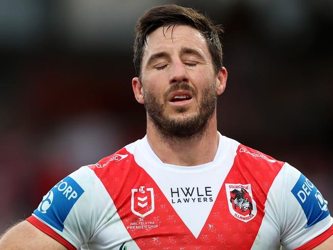 SYDNEY, AUSTRALIA - SEPTEMBER 07: Ben Hunt of the Dragons reacts during the round 27 NRL match between St George Illawarra Dragons and Canberra Raiders at Netstrata Jubilee Stadium, on September 07, 2024, in Sydney, Australia. (Photo by Mark Metcalfe/Getty Images)