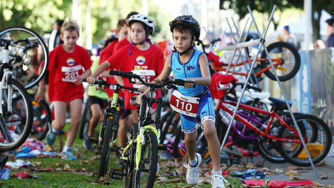 Mackenzie Follows In The Footsteps Of Her World Ironman Champion Aunty ...