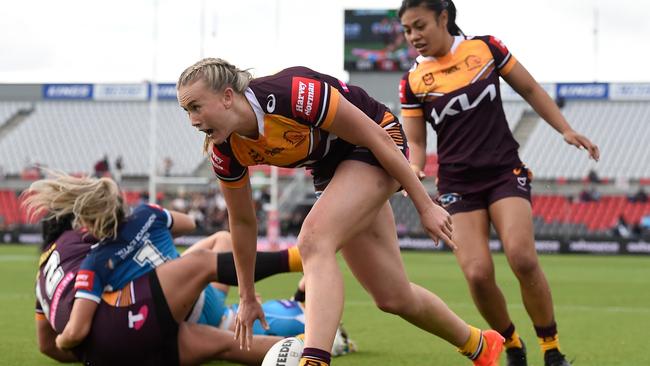 Jaime Chapman of the Broncos scores a try during the round three NRLW match between Brisbane Broncos and Gold Coast Titans at Moreton Daily Stadium, on September 03, 2022, in Brisbane, Australia. (Photo by Matt Roberts/Getty Images)