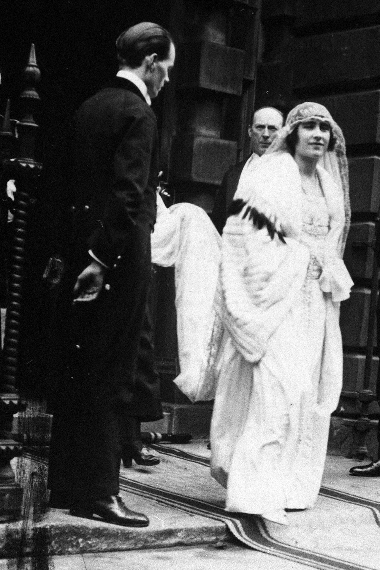 Inside The Queen Mother and King George VI's 1923 wedding - Vogue Australia