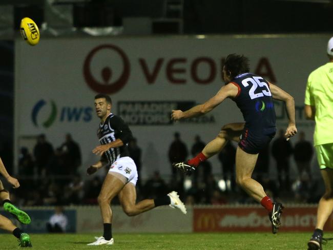 Cameron Shenton gets his kick away in Norwood’s victory over Port Adelaide. Picture: AAP/Emma Brasier