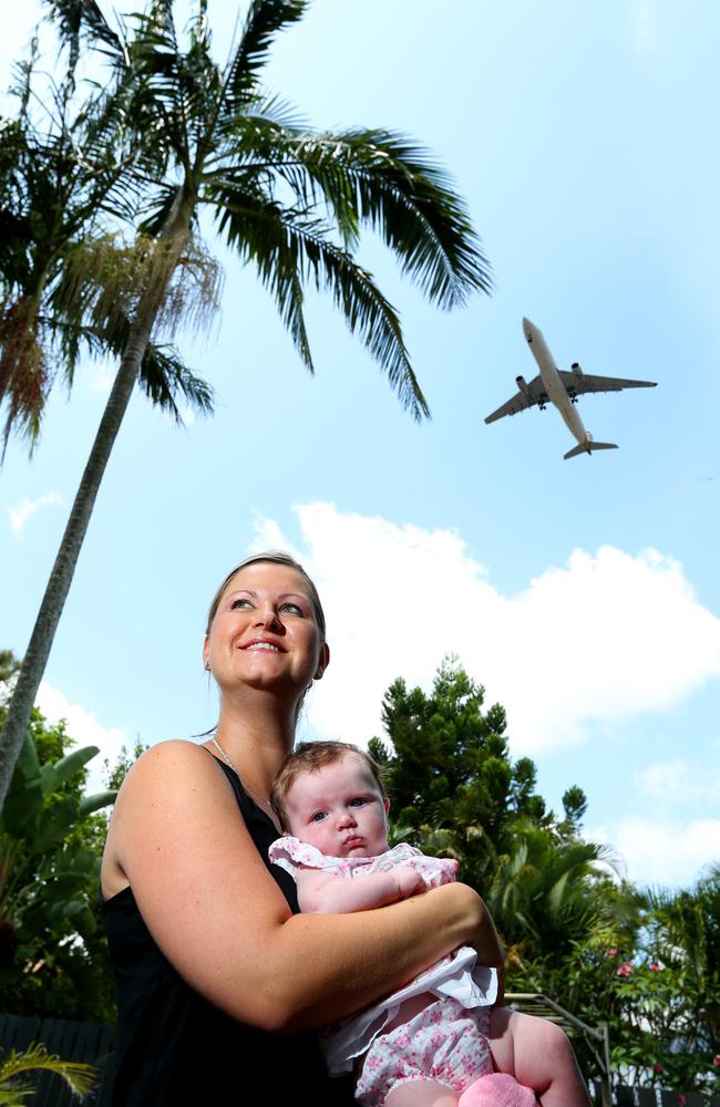 Eliesha Armstrong at her Morningside home under the Brisbane Airport flight path. Picture: Richard Walker