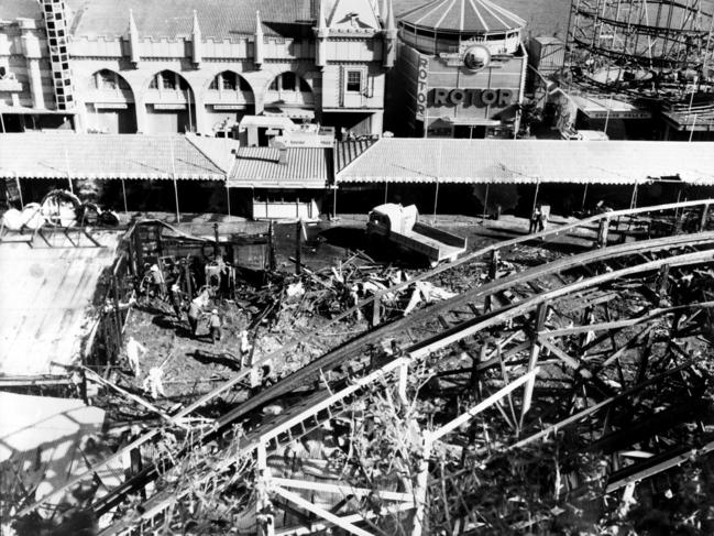 An aerial view of the damage following the fire on the Ghost Train ride at Luna Park in Sydney, NSW, 10/06/1979, which killed seven. Pic Bromley.