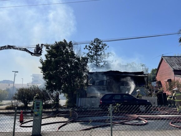 House collapses in Woollongabba fire