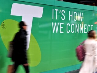 Telstra has been ordered to cut the price it charges other telcos to access its copper wire network.