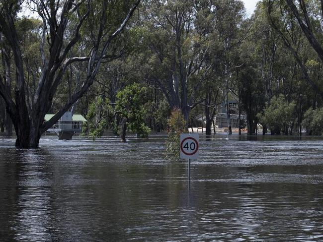 People of the Mildura region have been advised to evacuate from their homes immediately due to flash flooding. People should never enter or drive through flood water due to the perils they can have.