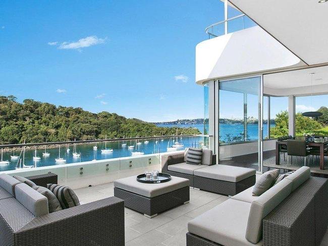 A palatial Luigi Rosselli-designed residence on Mosman’s Curraghbeena Rd is believed to have sold for around $12 million.