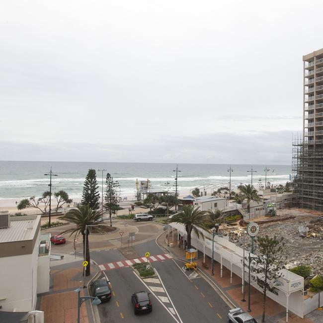Demolition has begun on the Ikuka building and Billys Beach House sites in Surfers Paradise.