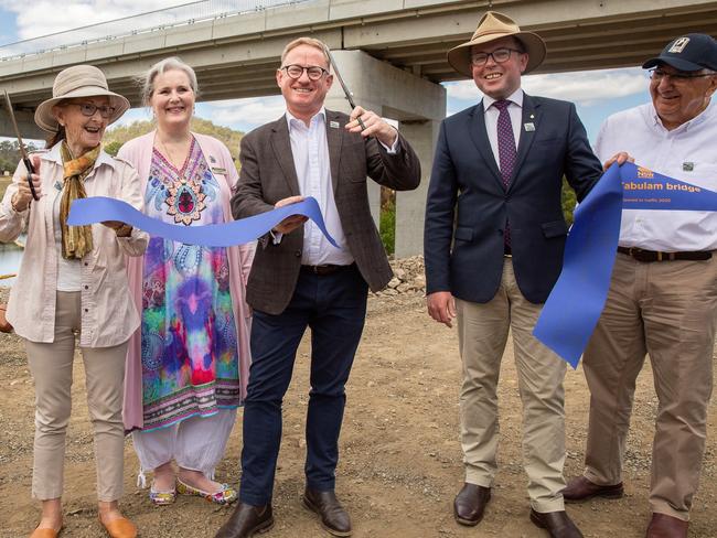 The bridge is opened, Transport for NSW Northern Regional Director Vicky Sisson, left, Duty MLC for Lismore Ben Franklin, Kyogle Shire Mayor Danielle Mulholland, Member for Lismore Janelle Saffin, Tenterfield Shire Mayor Peter Petty, Minister Agriculture and Western NSW Adam Marshall and former Member for Lismore Thomas George.