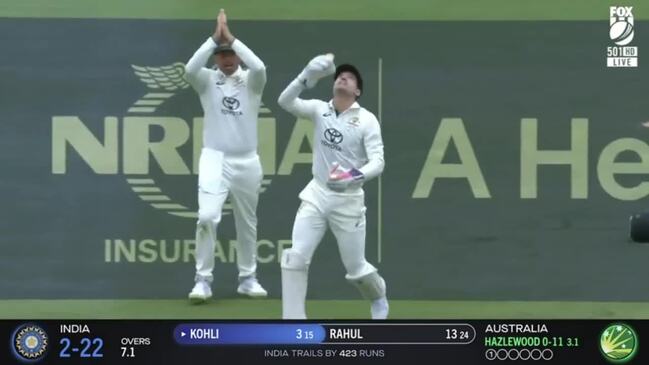 Brilliant Starc fielding helps setup Kohli wicket