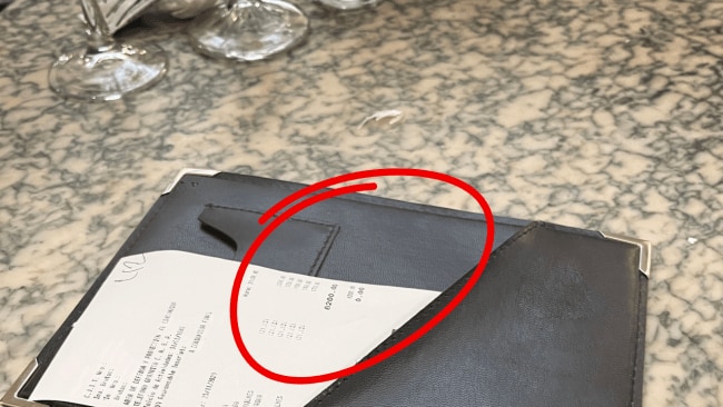 Bizarre new tactic men are using to trick women