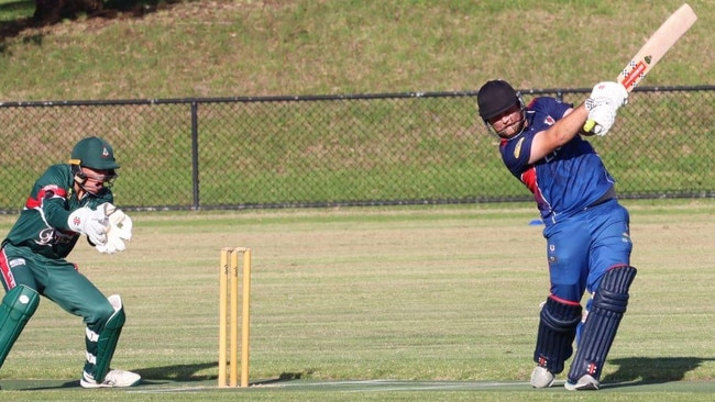 Aiden McKenna batting for Long Island. Picture: Laurie Hall