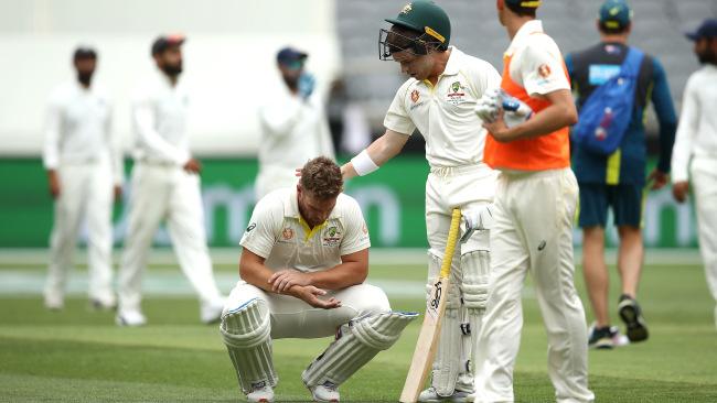 Aaron Finch suffered a finger injury during his knock. (Photo by Ryan Pierse/Getty Images)