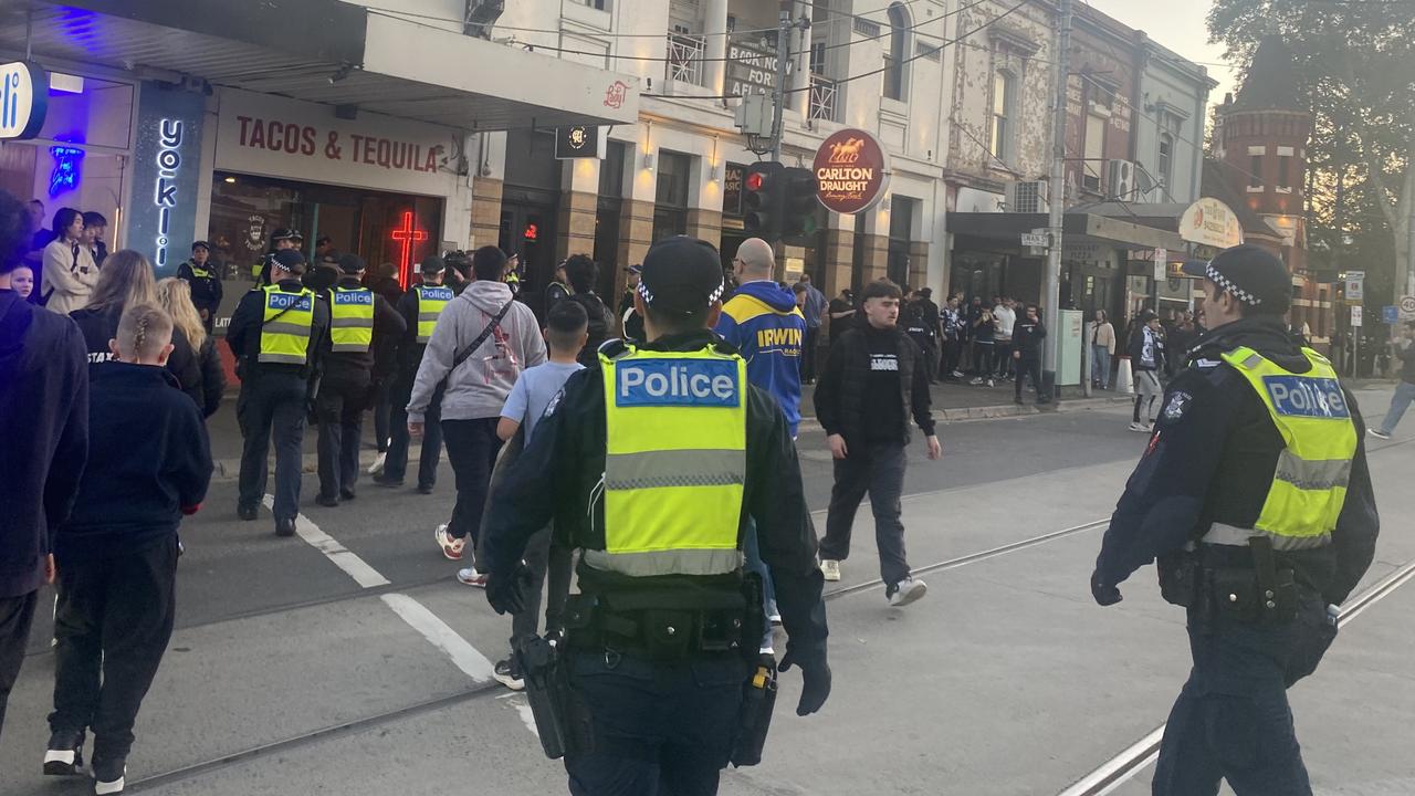 Police descend on Swan St ahead of A-League Grand Final
