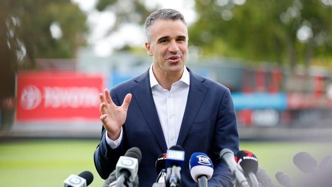 South Australian Premier Peter Malinauskas has been selling ice to eskimos. Photo by Dylan Burns/AFL Photos via Getty Images.