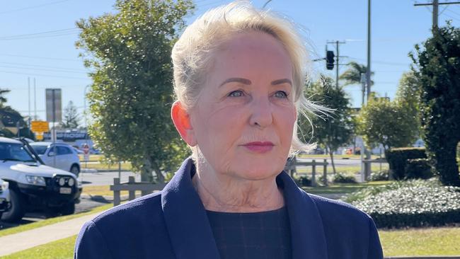 Ros Bates address media in Bundaberg on Thursday, saying she welcomed an investigation by Qld Health into Bundaberg Hospital, but says she would have preferred an independent inquiry.