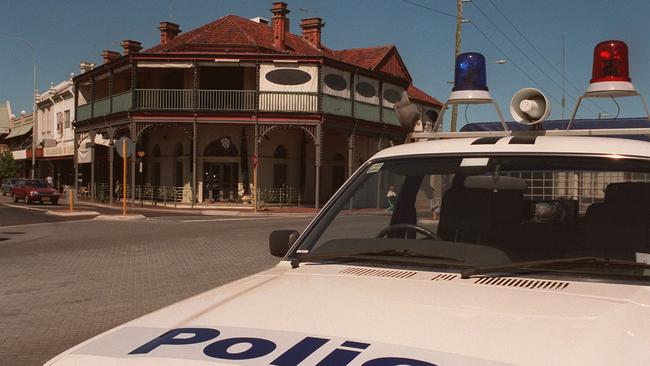 A police van outside the Continental Hotel in Claremont in 1997. Picture: News Corp Australia