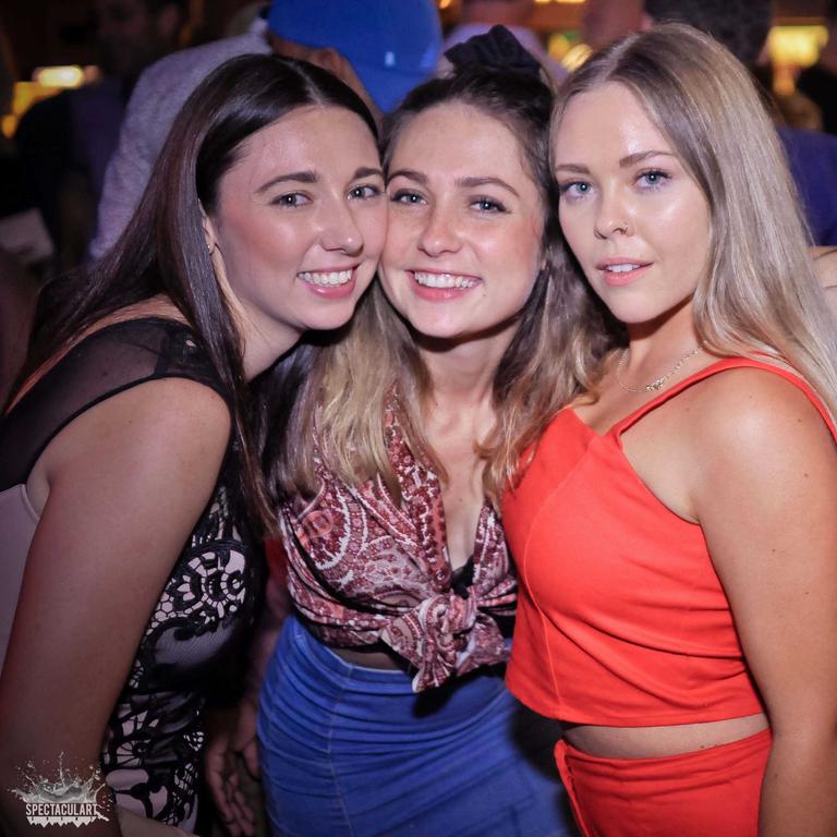 Deanna Valerie, Melanie Jazmine, Angela Dania and Elizabeth Janae at The Avenue for Gold coast Bulletin Night Spotting photos