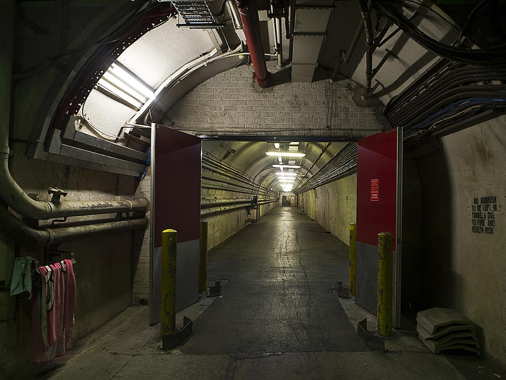 walking tour sydney tunnels