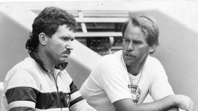 Australia cricket captain Allan Border (l) and David Hookes in 1985.