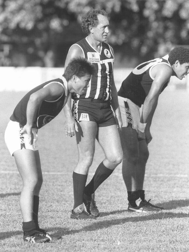 Port Adelaide coach John Cahill shares his knowledge with the Northern Territory Teal Cup footballers at Gardens Oval. Article Published: 11/2/1989. Page 31.