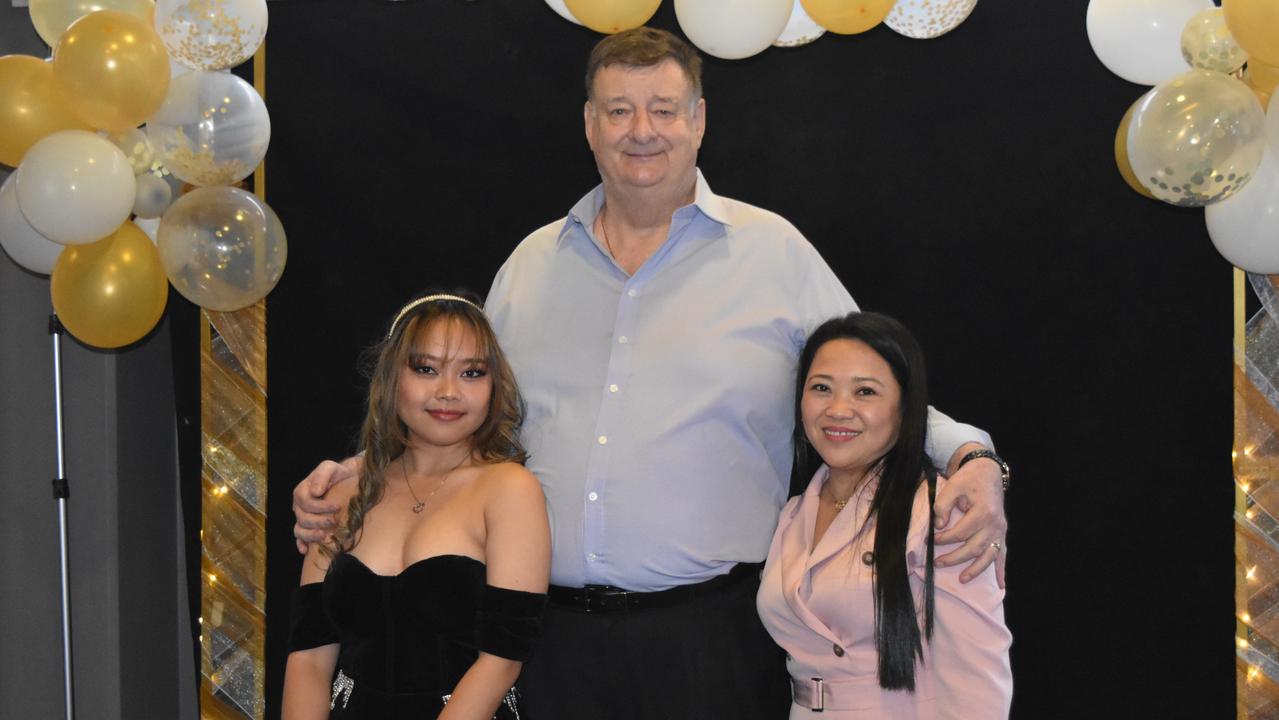 Joana, Martin and Lan Lowe at the 2022 Kawana Waters State College formal. Picture: Sam Turner