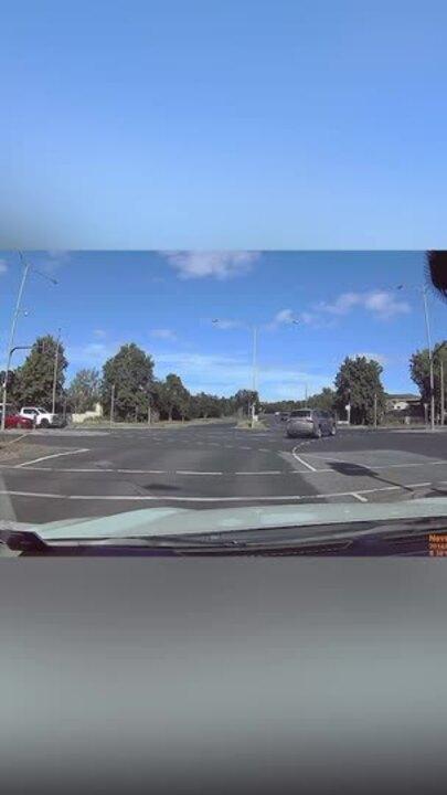 Dash Cam: Moment P-Plater crashes in Narre Warren