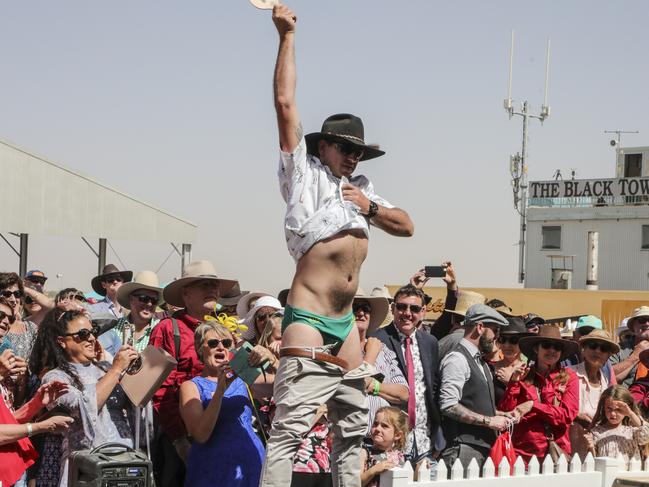 Birdsville Races Cup Day .2019.Pic of fashion on the course© Photo by Salty Dingo 2019