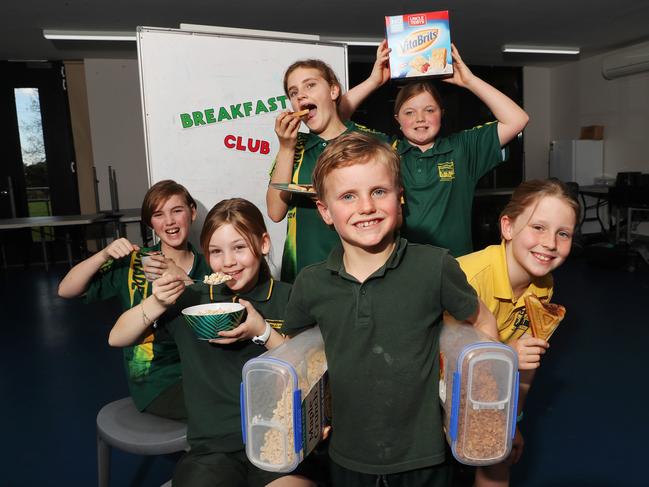 Breakfast clubbers Aiden, Tilly, Lily, Bella, Tamsyn and Jesse (front). Leopold Primary School Breakfast Club runs 5 days a week and is attended by up to 120 students per day, some of whom would otherwise go hungry. Picture: Alan Barber