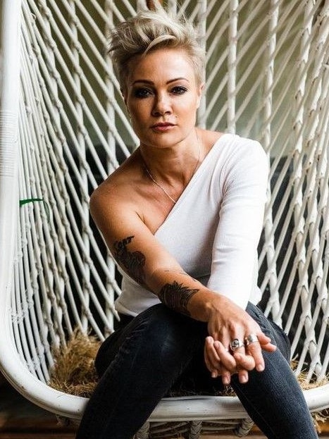 Singer-songwriter Sarah McLeod of The Superjesus fame will help judge the Passport to Airlie finals at Magnums on Thursday, November 4. Picture: Supplied