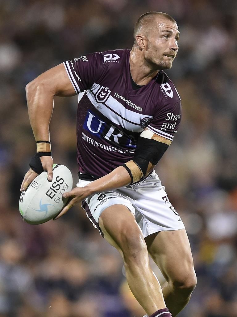 Kieran Foran of the Sea Eagles looks to offload the ball during the NRL Semi-Final match between the Manly Sea Eagles and the Sydney Roosters at BB Print Stadium on September 17, 2021 in Mackay, Australia. Picture: Matt Roberts