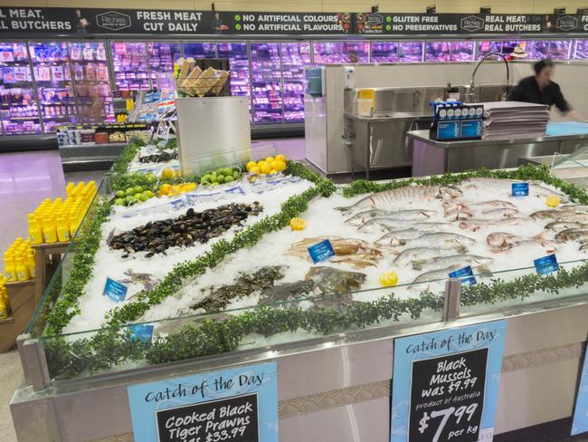 Ritchies Supa IGA Dromana seafood display.