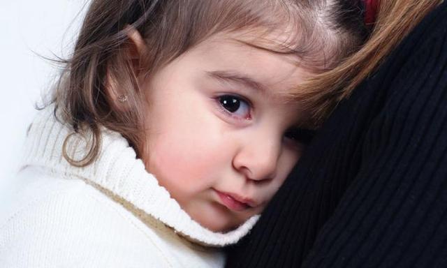 Ask Dr Justin: What do I do about my clingy child?
